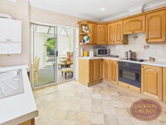 Woodland Close, Duston, NN5 6NH photo 3