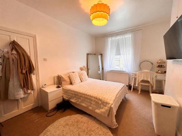 2 bed House for sale Image 8