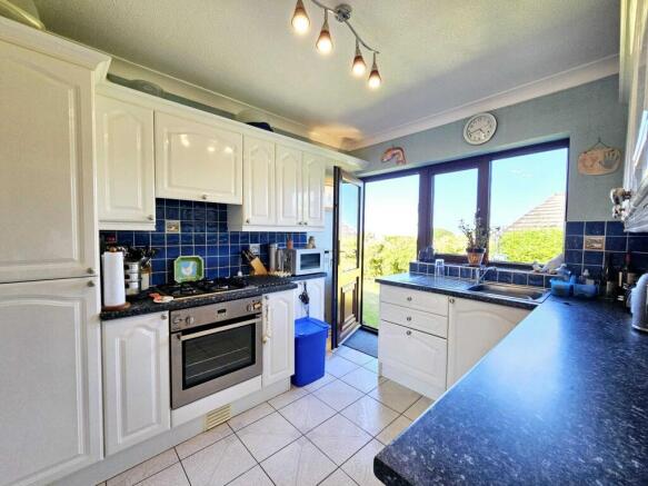 3 bed Detached Bungalow for sale Image 7