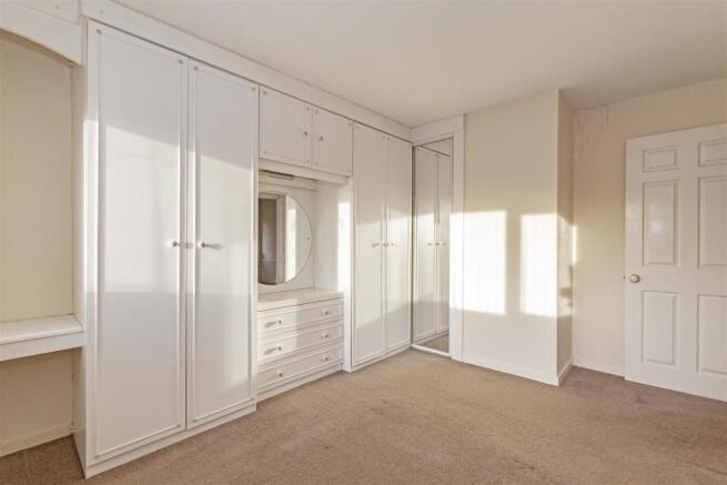 Bedroom 1-2.jpg