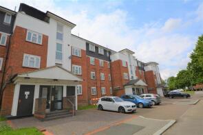 Flat 5, Lochleven House, The Grange Estate, East Finchley, London N2 8NE