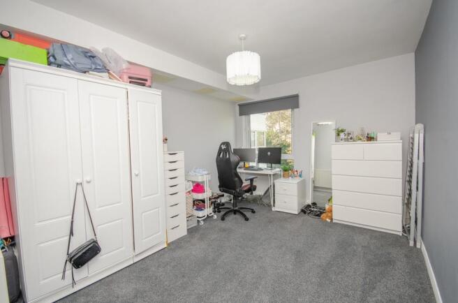 Bedroom 2.jpg