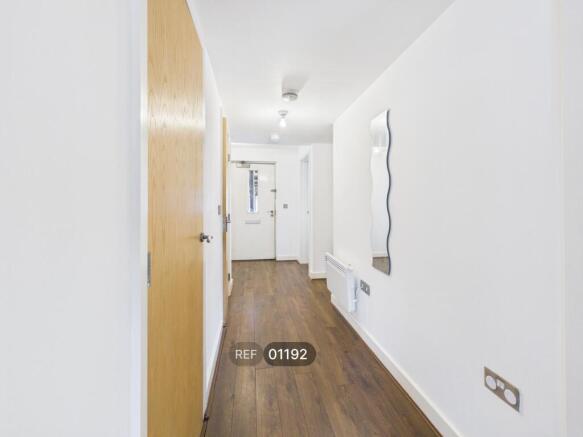 2 bed Apartment to rent Image 10