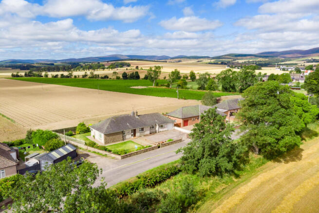 Aerial Exterior & Surrounding Countryside