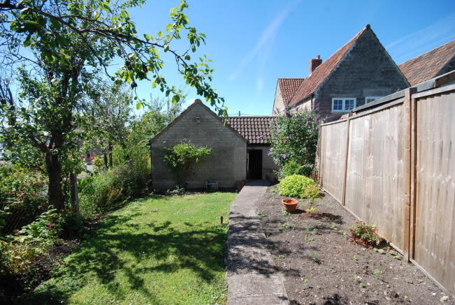 Photo 12