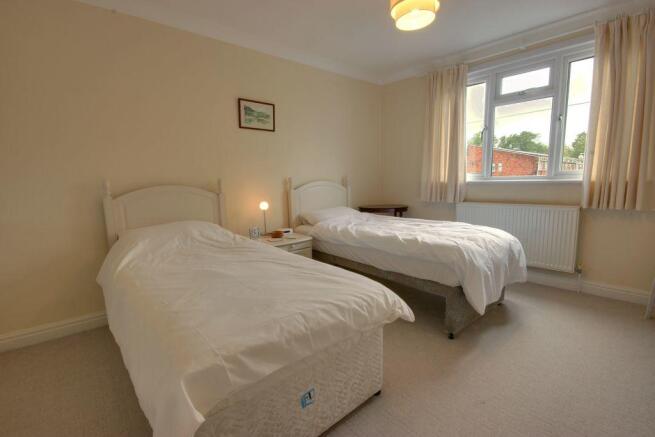 Bedroom 2 (Double)