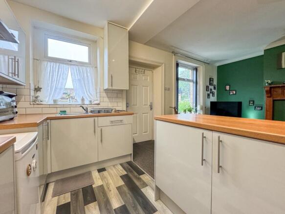 2 bed Terraced for sale Image 5