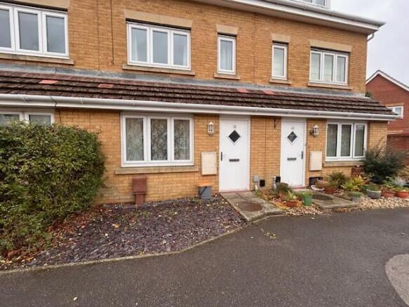 1 bed flat to rent Sartoris Close, Warsash SO31 9