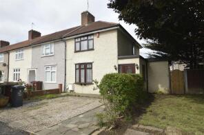 70, Hunters Square, Dagenham RM10 8BG