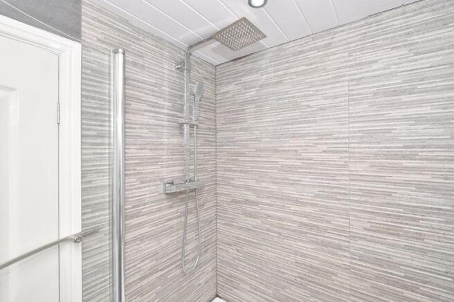 SHOWER ATTACHM...