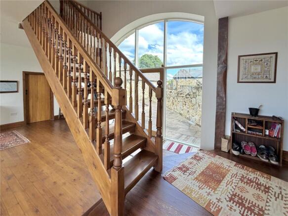 4 bed House for sale Image 7