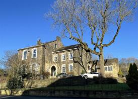 Manor House, Oldham Road, Springhead OL4 4QJ