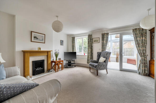 1415858-18-699865...