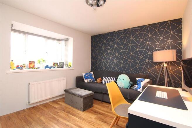 5 bed Detached for sale Image 10