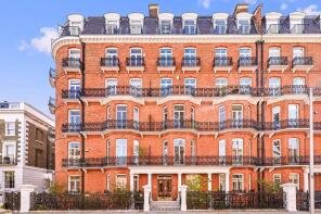 Flat 3a, Drayton Court, Drayton Gardens, London SW10 9RQ
