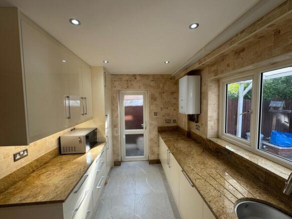 Kitchen 1 