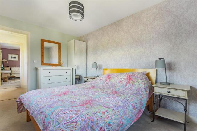 Bed 3.jpg