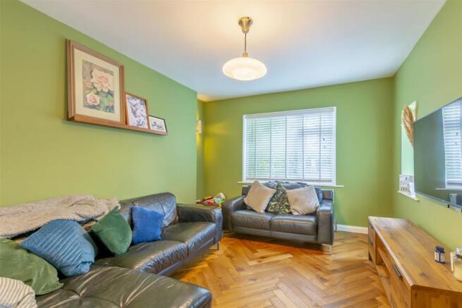 Living Room (2)-HDR copy.jpg