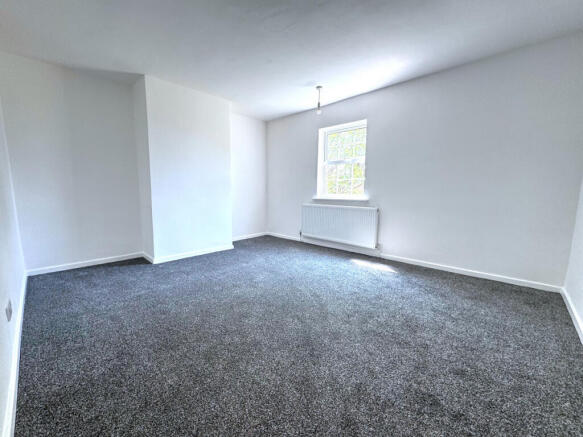 4 bed Terraced for sale Image 9