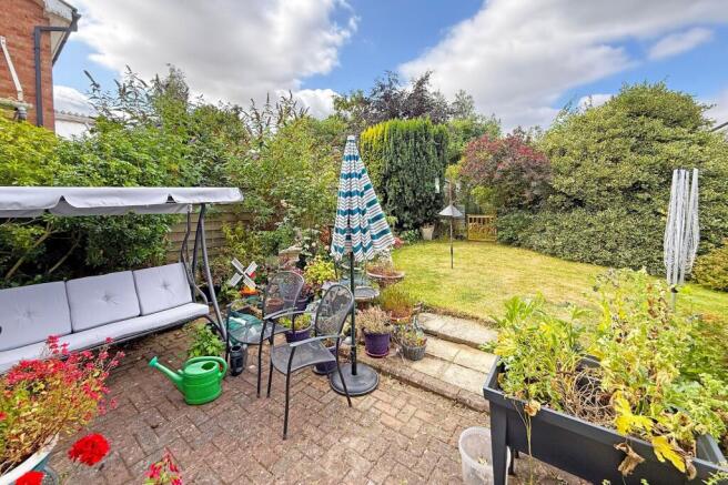 4 bed Detached for sale Image 7