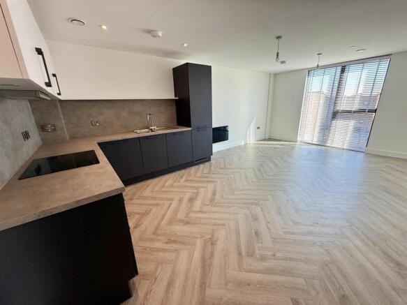 Kitchen/Lounge