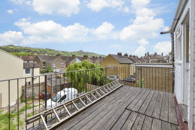 Balcony / Terrace