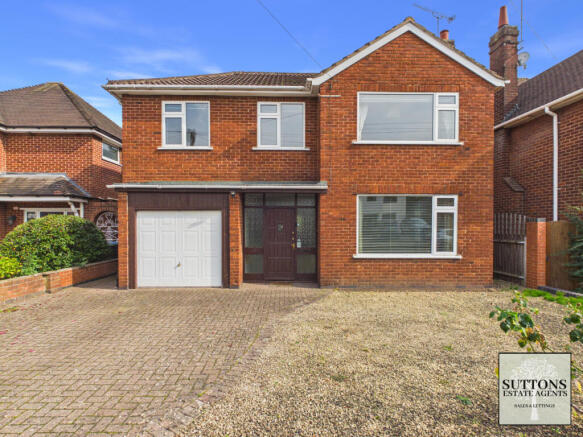 Knoll Drive, Styvechale, Coventry, CV3 5BT