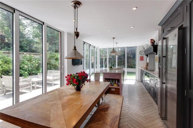 Kitchen/Dining Rm