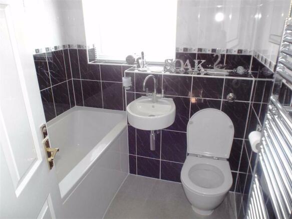 BATHROOM:
