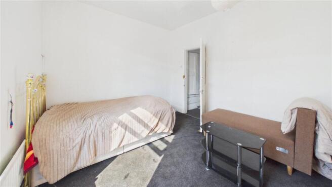 3 bed Terraced for sale Image 10