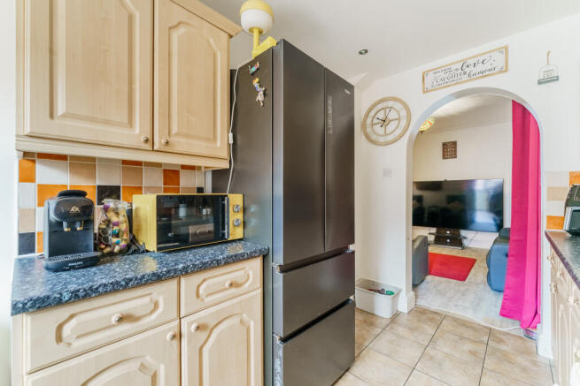 3 bed Terraced for sale Image 11