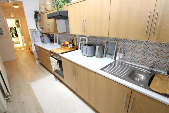 Kitchen.JPG