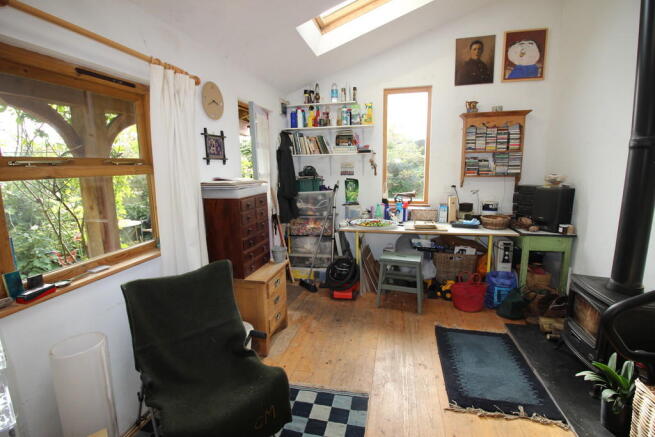 Photo 11