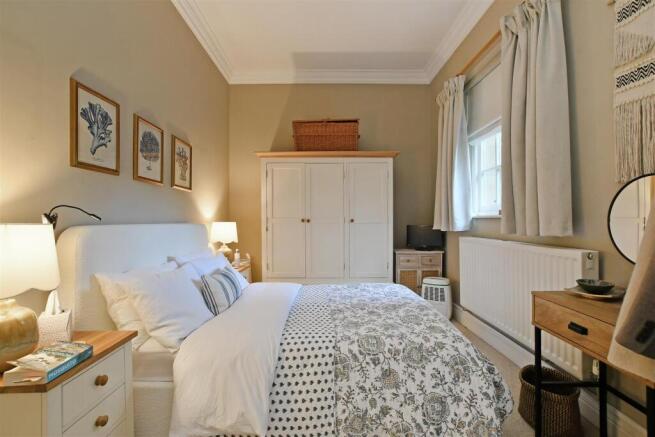 3 bed Detached for sale Image 11