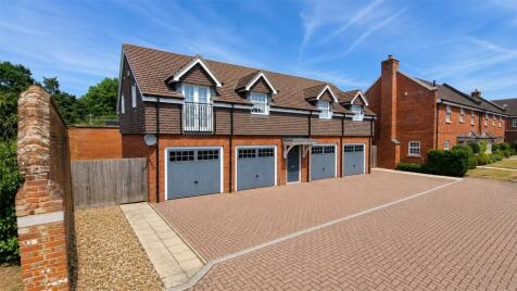 Hall Garden, Binfield, Bracknell, Berkshire, RG42