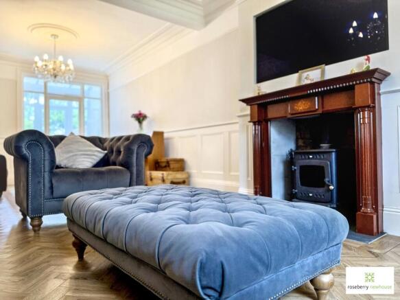 4 bed Semi-Detached for sale Image 5