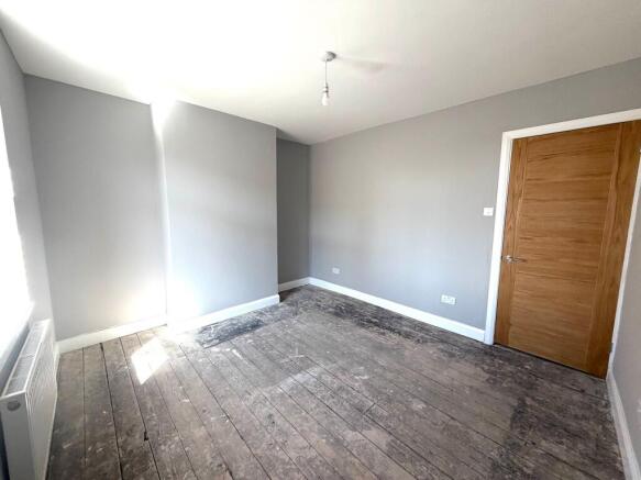 2 bed Terraced for sale Image 8