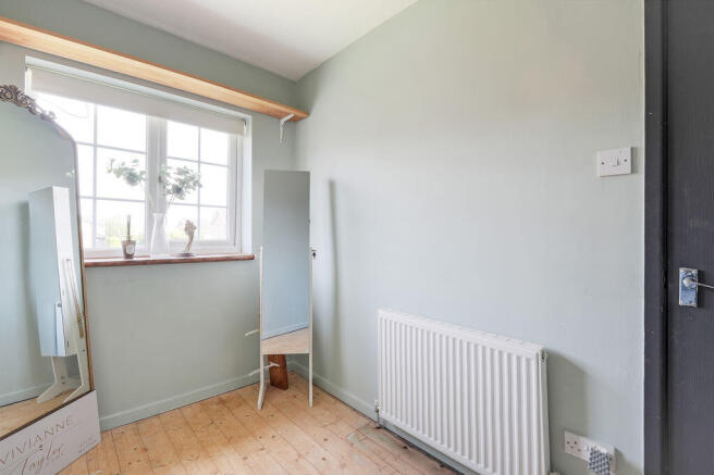 3 bed Semi-Detached to rent Image 7