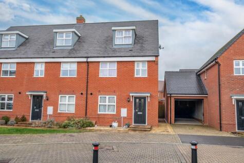 Blackthorn Road, Andover, SP11