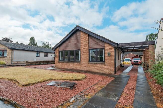 001-14 Montgomery Crescent Wishaw ML2 0DH.JPG