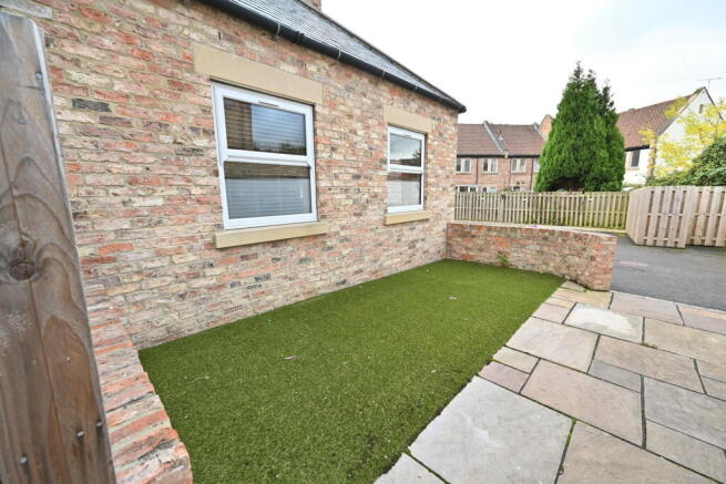 1 bed Apartment to rent Image 9