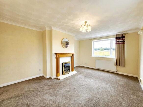 2 bed Bungalow for sale Image 2