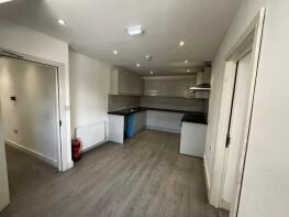 211, Bell Avenue, Romford RM3 7DB