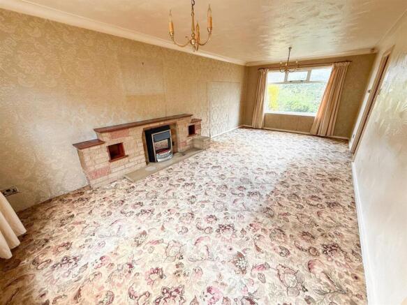 Sitting & Dining Room