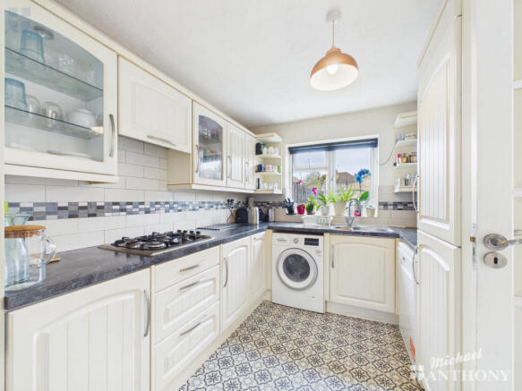 CAM03218G0-PR0978-STILL005