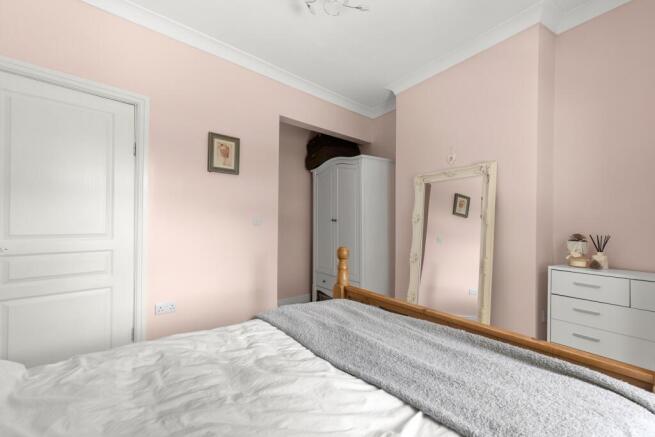 2 bed Terraced for sale Image 10