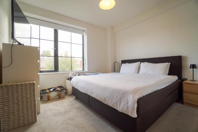 bed 1