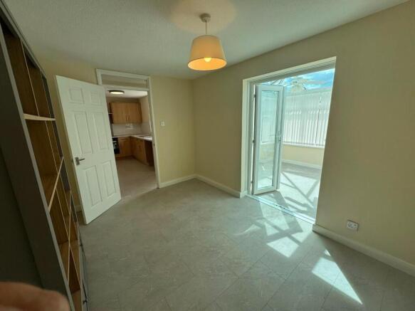 4 bed End of Terrace to rent Image 10