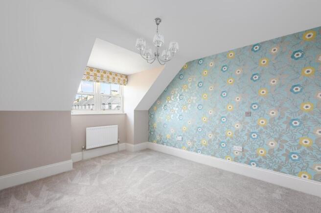 5 bed House to rent Image 12