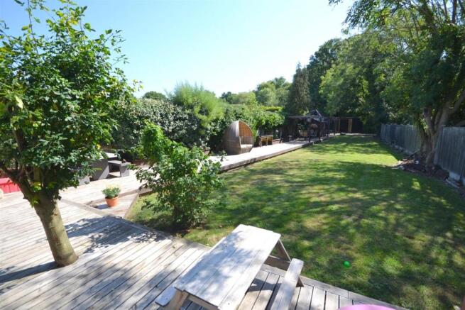 Garden1.JPG